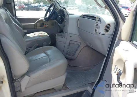 1997 Chevrolet Astro z USA, uszkodzony, nr VIN 1GNDM19W1VB158532